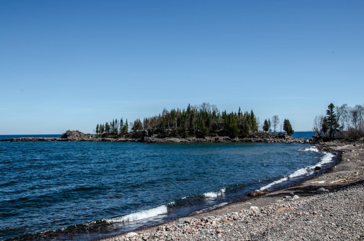 Sugarloaf Cove (Medium)