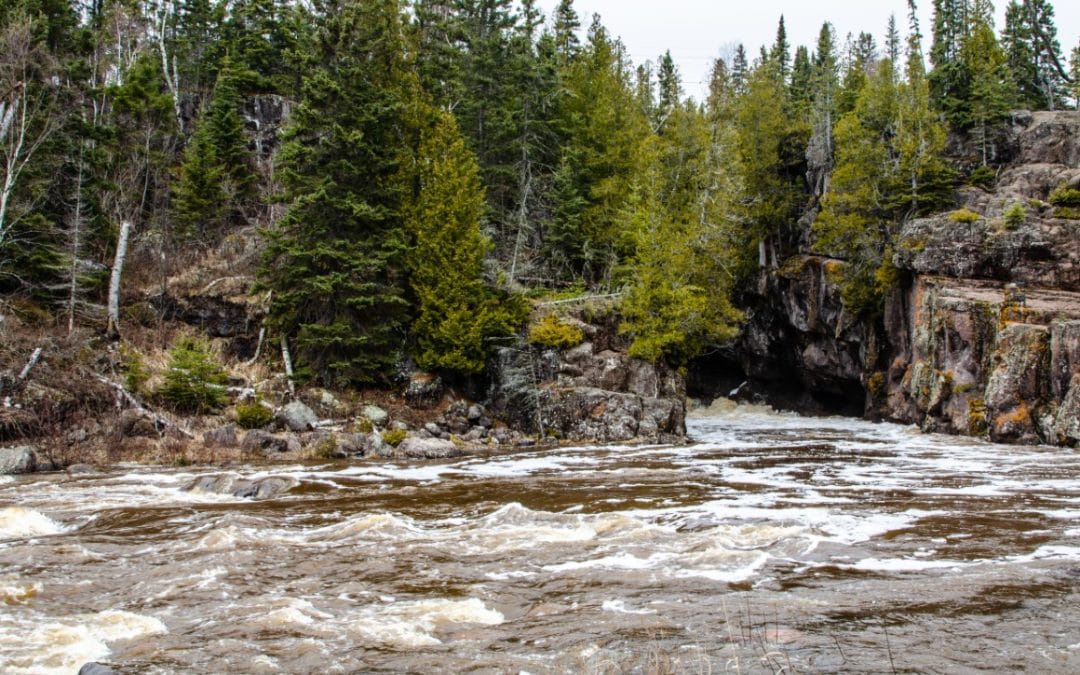 Chasing Waterfalls – Temperance River State Park