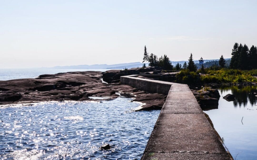 Day Tripping to Artists Point | North Shore Adventure