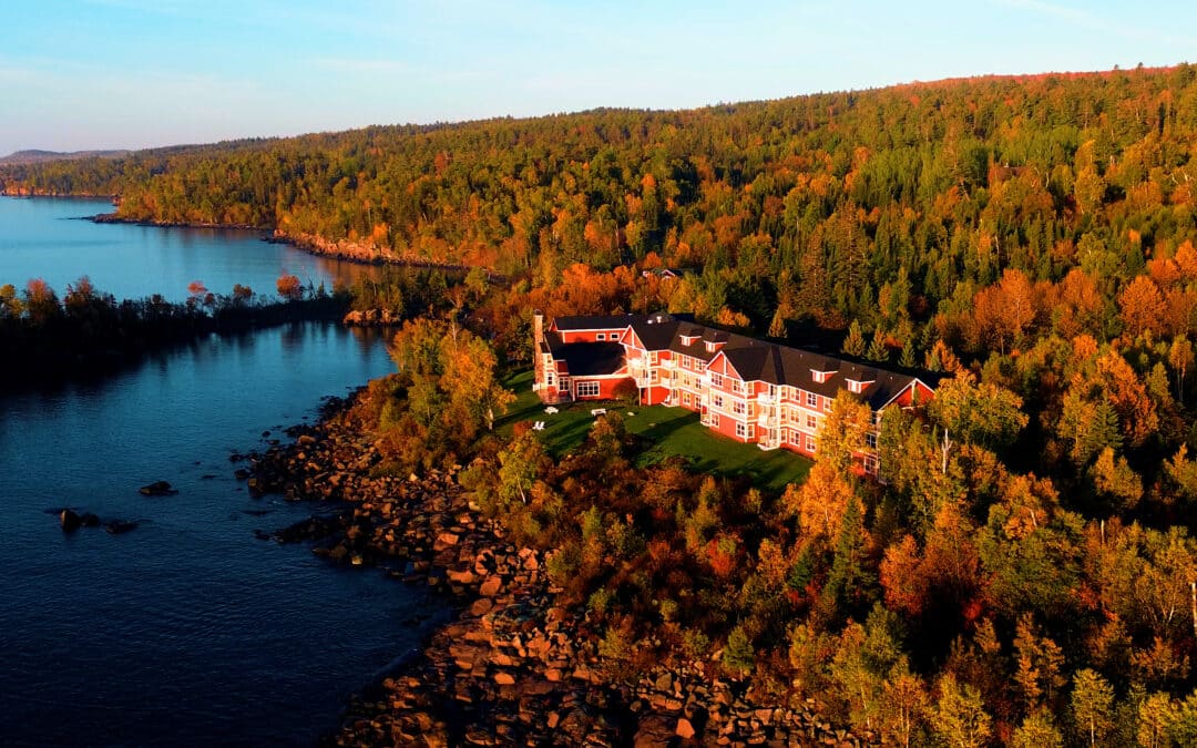 Chasing Fall on Minnesota’s North Shore: The Ultimate Autumn Adventure from Cove Point Lodge